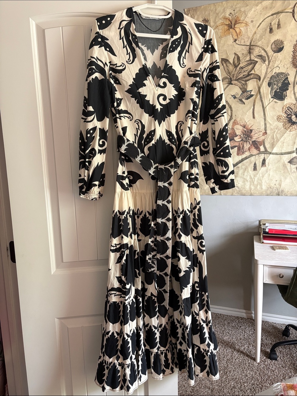 Zara Black and Cream Printed Maxi Dress with Belt